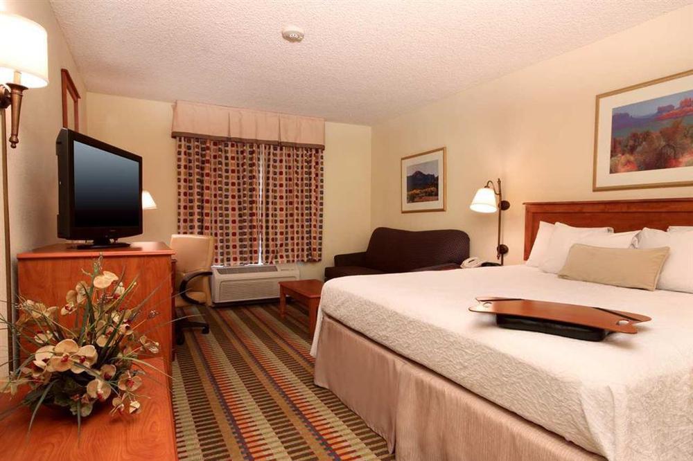 Hampton Inn Phoenix-Chandler Room photo