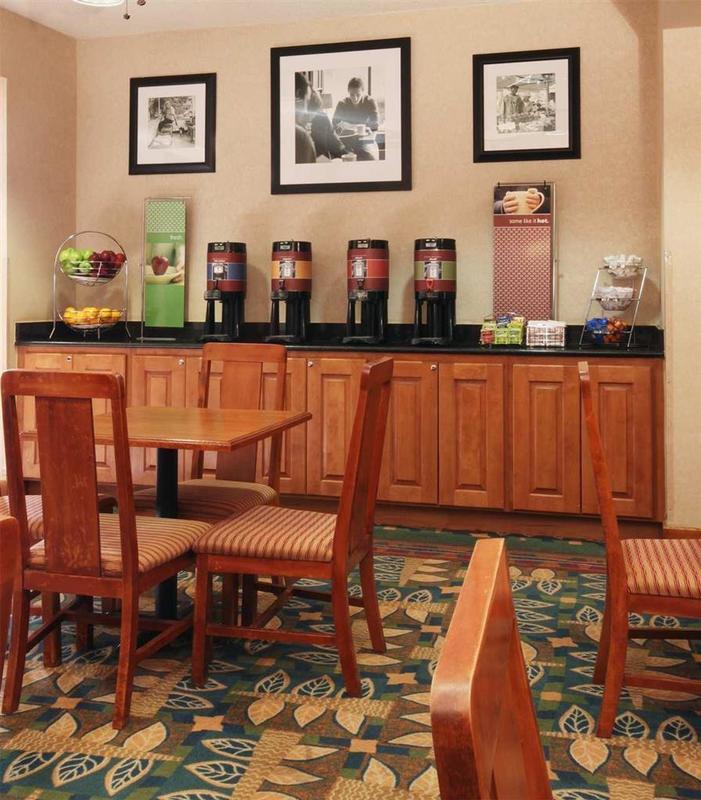 Hampton Inn Phoenix-Chandler Restaurant photo