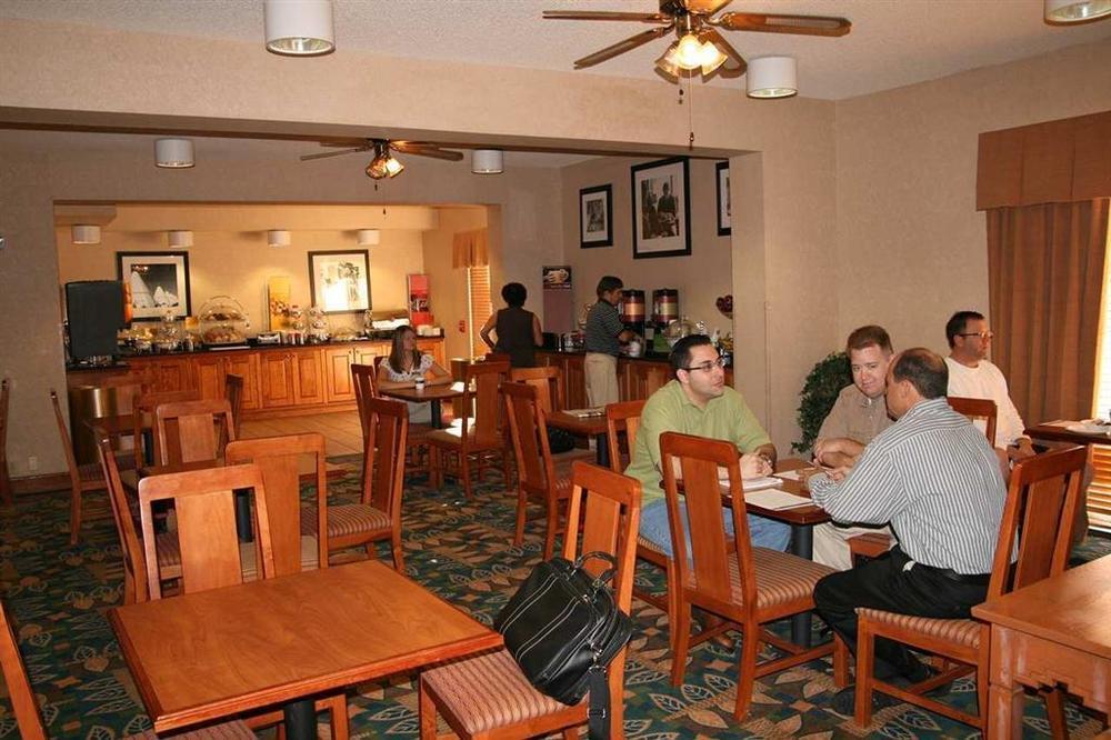 Hampton Inn Phoenix-Chandler Restaurant photo