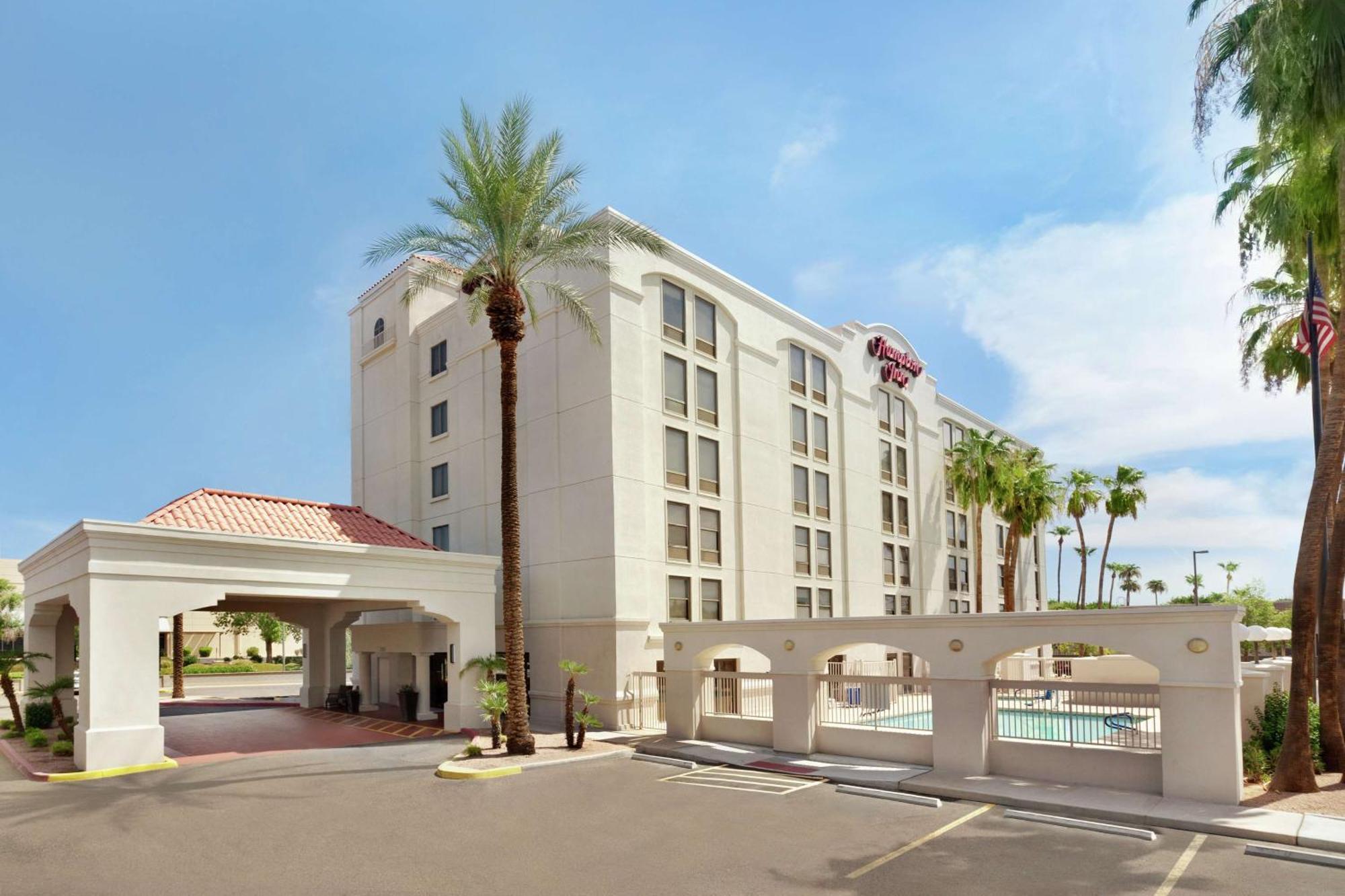 Hampton Inn Phoenix-Chandler Exterior photo