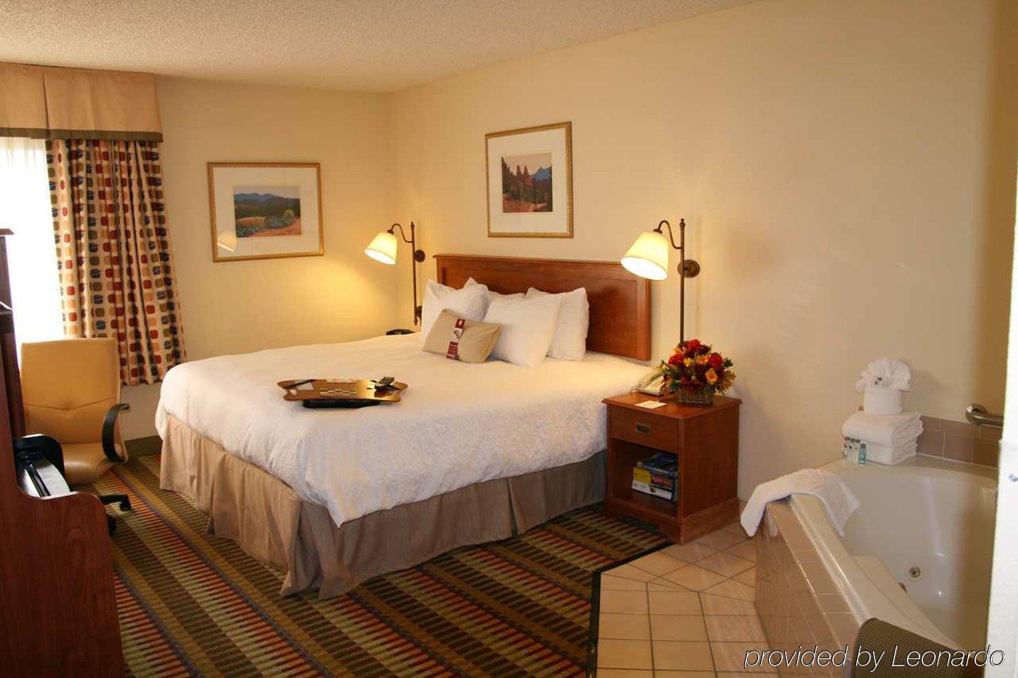 Hampton Inn Phoenix-Chandler Room photo